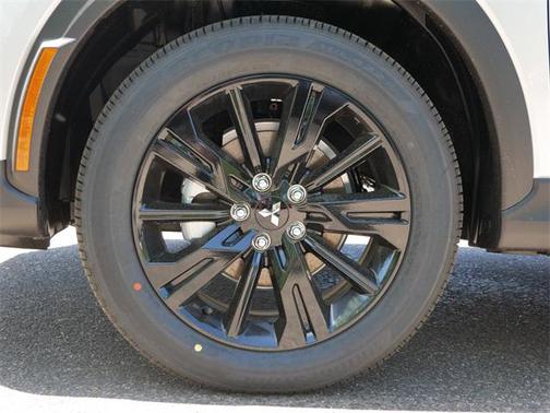 2025 Mitsubishi Eclipse Cross LE