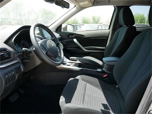 2025 Mitsubishi Eclipse Cross LE