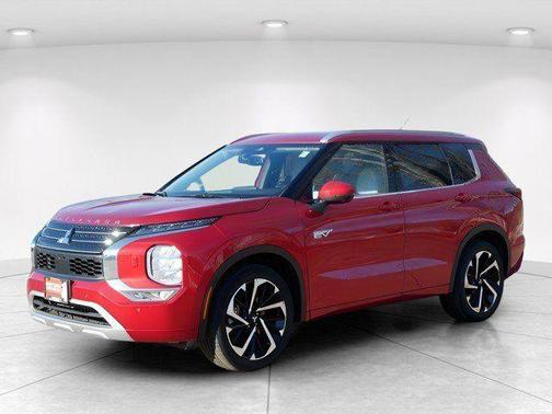 Red Diamond/Black Roof 2025 Mitsubishi Outlander PHEV SEL