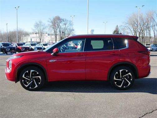 2025 Mitsubishi Outlander PHEV SEL
