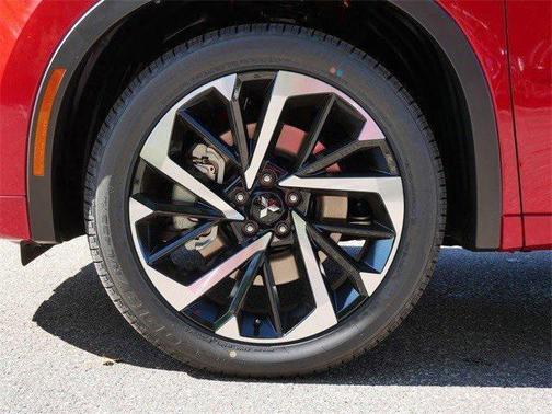 2025 Mitsubishi Outlander PHEV SEL