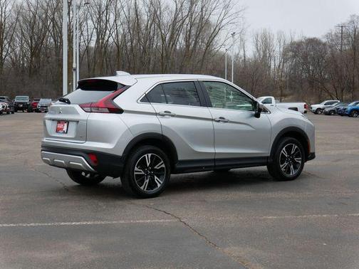 Alloy Silver Metallic 2025 Mitsubishi Eclipse Cross SE