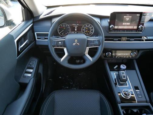 2022 Mitsubishi Outlander ES 2.5 S-AWC