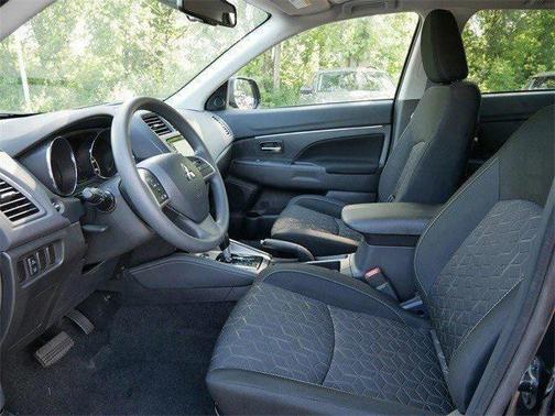 2025 Mitsubishi Outlander Sport 2.0 ES