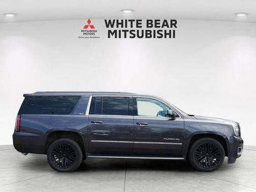 Iridium Metallic 2017 GMC Yukon XL SLT