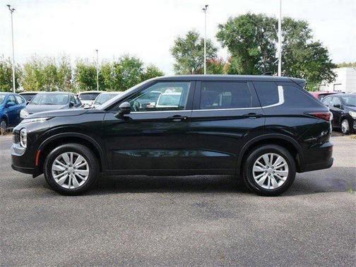 2025 Mitsubishi Outlander ES 2.5 S-AWC