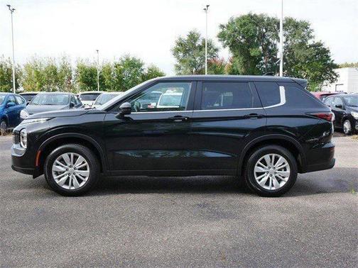 2025 Mitsubishi Outlander ES 2.5 S-AWC