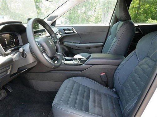 2025 Mitsubishi Outlander SE 2.5 S-AWC