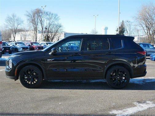 2025 Mitsubishi Outlander PHEV SEL