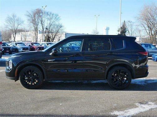 2025 Mitsubishi Outlander PHEV SEL