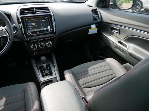 2022 Mitsubishi Outlander Sport SE