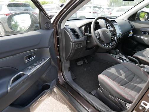 2022 Mitsubishi Outlander Sport SE