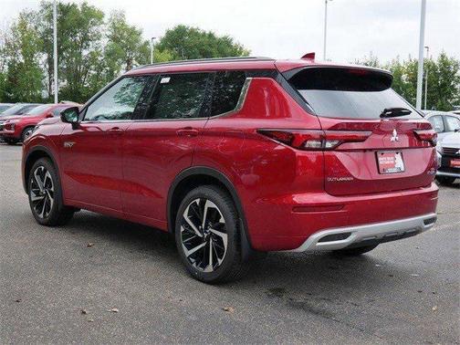 2025 Mitsubishi Outlander PHEV SEL