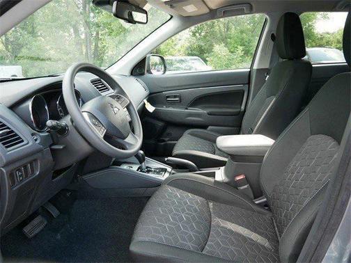 2025 Mitsubishi Outlander Sport 2.0 ES