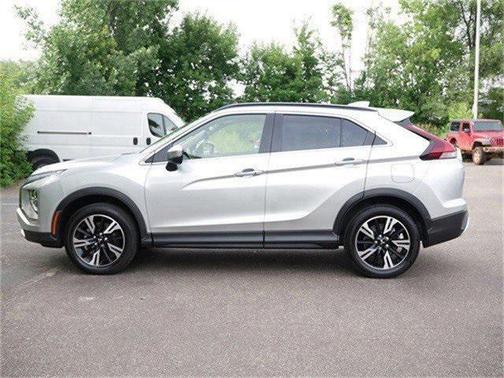 2024 Mitsubishi Eclipse Cross SE
