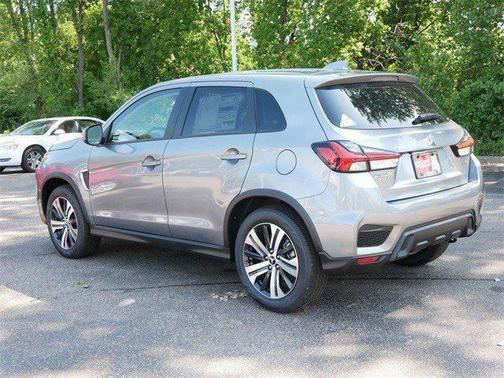 2025 Mitsubishi Outlander Sport SE