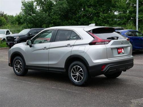 2022 Mitsubishi Eclipse Cross ES