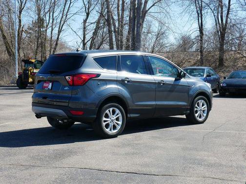 MAGNETIC METALLIC 2019 Ford Escape SE