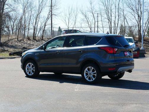MAGNETIC METALLIC 2019 Ford Escape SE