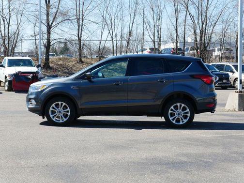 MAGNETIC METALLIC 2019 Ford Escape SE