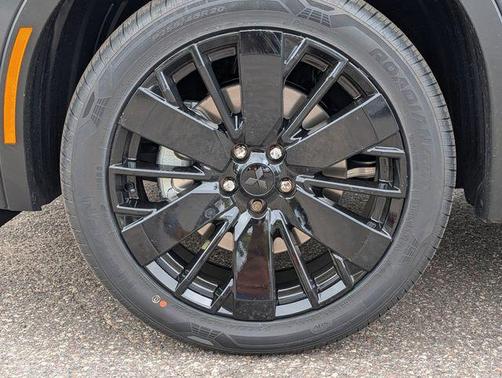 Graphite Gray 2026 Mitsubishi Outlander LE 1.5T S-AWC