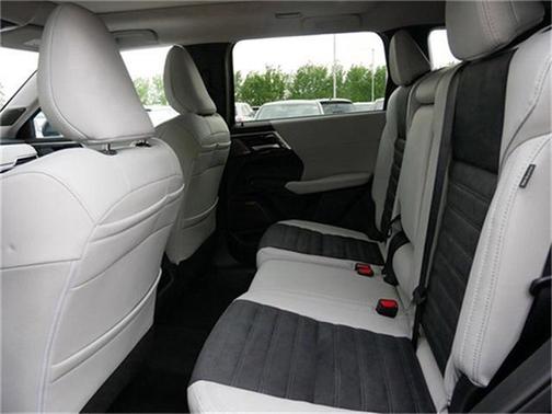 2025 Mitsubishi Outlander SE 2.5 S-AWC