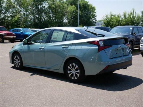 2021 Toyota Prius LE