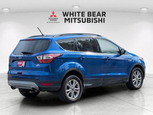 LIGHTNING BLUE METALLIC 2018 Ford Escape SE