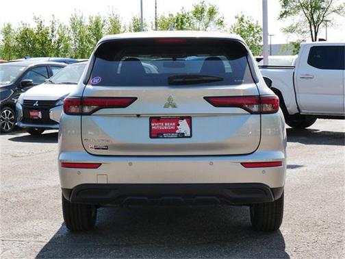 2024 Mitsubishi Outlander ES 2.5 S-AWC