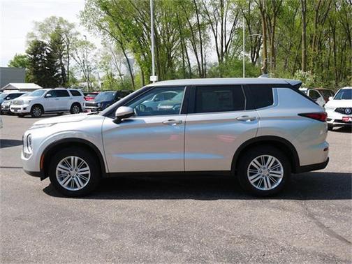 2024 Mitsubishi Outlander ES 2.5 S-AWC