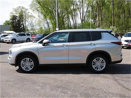 2024 Mitsubishi Outlander ES 2.5 S-AWC