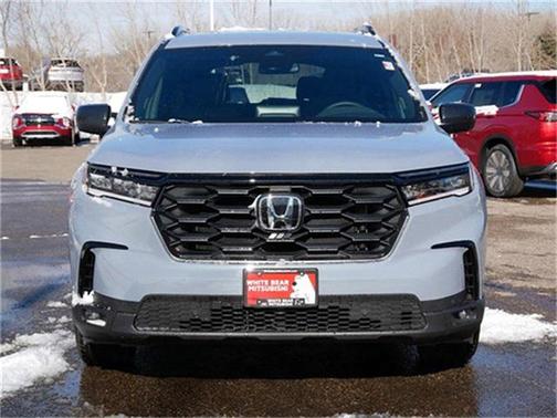 2023 Honda Pilot AWD Sport