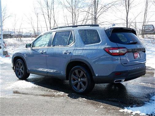2023 Honda Pilot AWD Sport