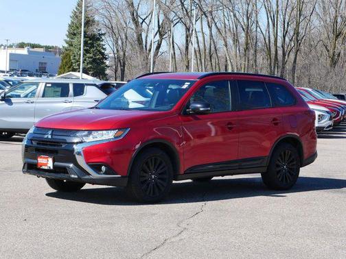 Red Diamond 2020 Mitsubishi Outlander LE