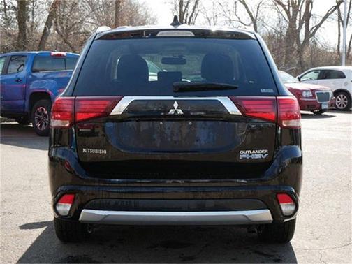 2018 Mitsubishi Outlander PHEV SEL