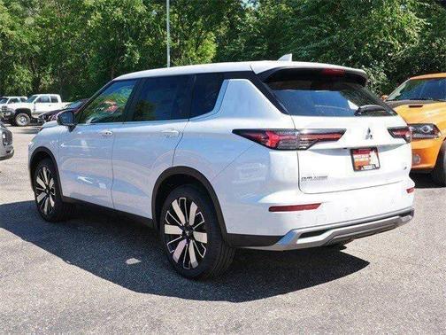 2025 Mitsubishi Outlander SE 2.5 S-AWC