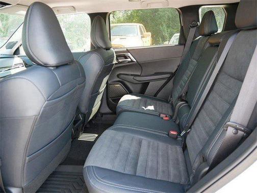 2025 Mitsubishi Outlander SE 2.5 S-AWC