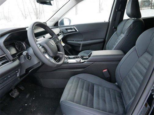 2026 Mitsubishi Outlander SE 1.5T S-AWC