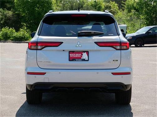 2024 Mitsubishi Outlander PHEV SEL