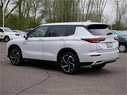 2023 Mitsubishi Outlander PHEV SE S-AWC