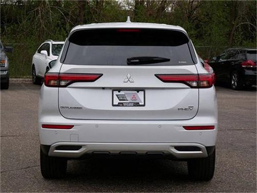 2023 Mitsubishi Outlander PHEV SE S-AWC