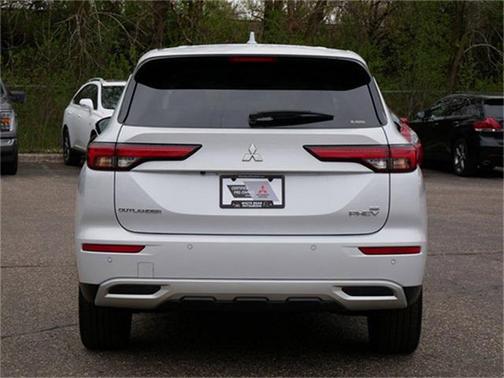 2023 Mitsubishi Outlander PHEV SE S-AWC