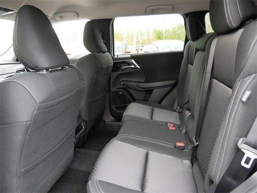 2025 Mitsubishi Outlander ES 2.5 S-AWC