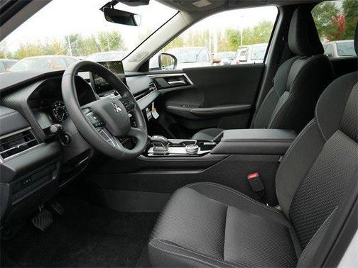 2025 Mitsubishi Outlander ES 2.5 S-AWC