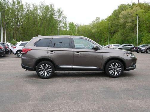 Quartz Brown Metallic 2020 Mitsubishi Outlander SE S-AWC