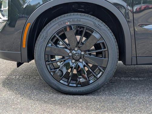 Black Diamond 2026 Mitsubishi Outlander LE S-AWC
