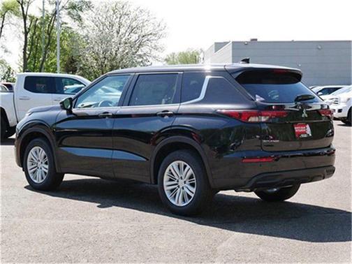 2024 Mitsubishi Outlander ES 2.5 S-AWC