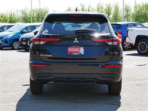 2024 Mitsubishi Outlander ES 2.5 S-AWC