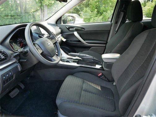 2025 Mitsubishi Eclipse Cross LE