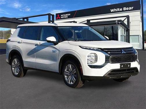 2025 Mitsubishi Outlander PHEV LE